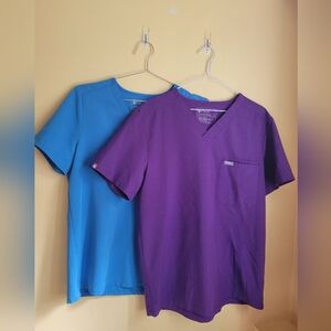 Bundle Of Figs Scrub Top - Blue And Purple